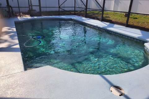 House in Port St. Lucie, Florida 3 bedrooms, 142.42 sq.m. № 2154183 - photo 5