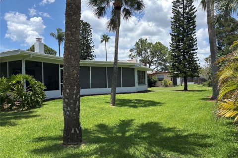 Casa en venta en New Port Richey, Florida, 3 dormitorios, 175.12 m2 № 2225719 - foto 24