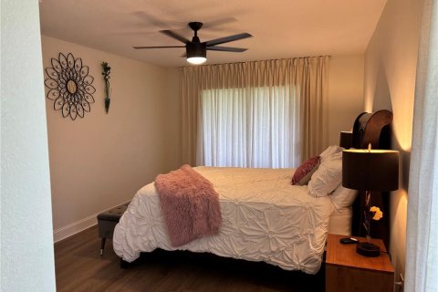 Casa en venta en New Port Richey, Florida, 3 dormitorios, 175.12 m2 № 2225719 - foto 14