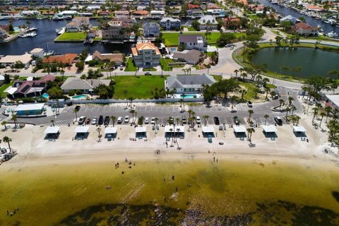 Casa en venta en New Port Richey, Florida, 3 dormitorios, 175.12 m2 № 2225719 - foto 27