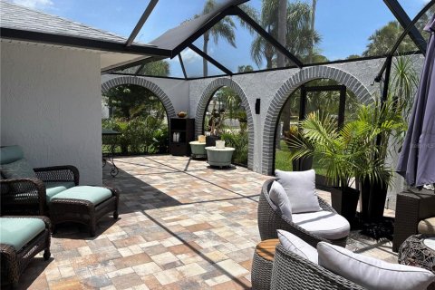 Casa en venta en New Port Richey, Florida, 3 dormitorios, 175.12 m2 № 2225719 - foto 4