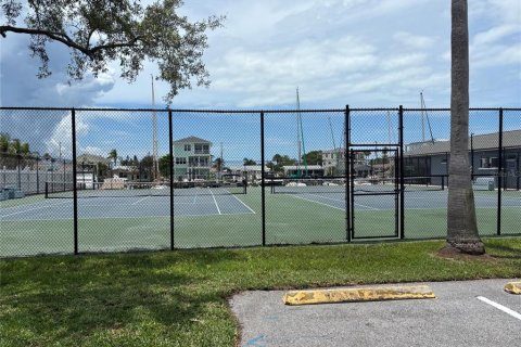 Casa en venta en New Port Richey, Florida, 3 dormitorios, 175.12 m2 № 2225719 - foto 30