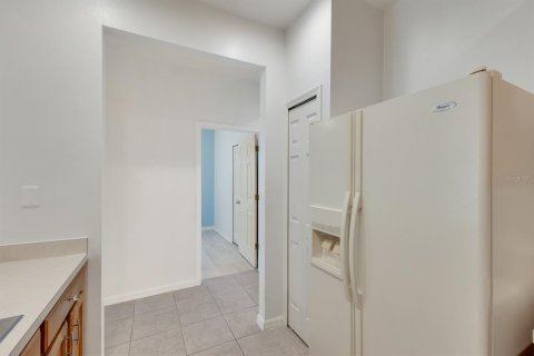 Copropriété à vendre à Sarasota, Floride: 3 chambres, 112.41 m2 № 1769950 - photo 12