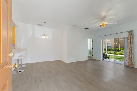 Copropriété à vendre à Sarasota, Floride: 3 chambres, 112.41 m2 № 1769950 - photo 6