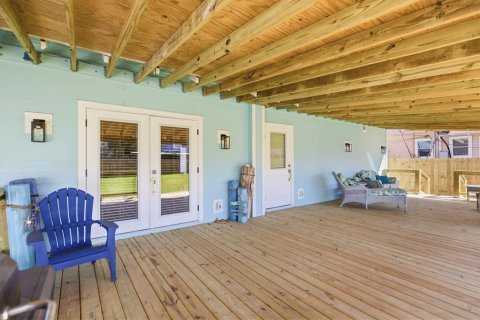 House in Tarpon Springs, Florida 5 bedrooms, 185.8 sq.m. № 2150253 - photo 20