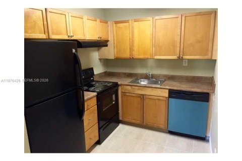 Condo in Boynton Beach, Florida, 2 bedrooms  № 2042866 - photo 6