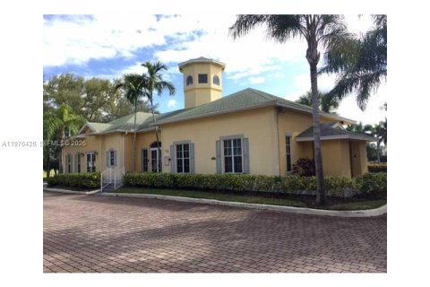 Condo in Boynton Beach, Florida, 2 bedrooms  № 2042866 - photo 14