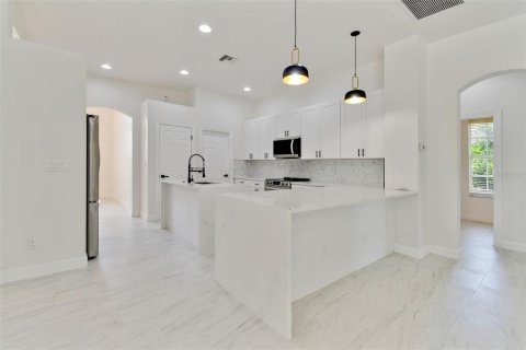 Casa en venta en Port Charlotte, Florida, 4 dormitorios, 243.22 m2 № 1840371 - foto 11