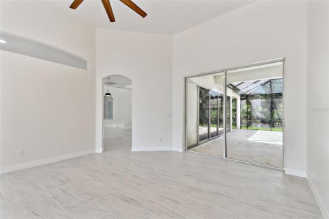 Casa en venta en Port Charlotte, Florida, 4 dormitorios, 243.22 m2 № 1840371 - foto 16