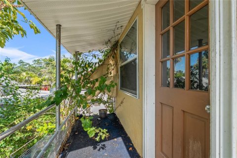 Immobilier commercial à vendre à Gulfport, Floride: 8 chambres, 295.15 m2 № 1876309 - photo 12