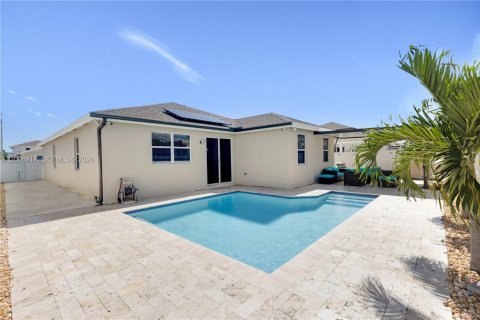Casa en Homestead, Florida 4 dormitorios, 167.13 m2 № 2390307