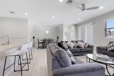 Casa en venta en Homestead, Florida, 4 dormitorios, 167.13 m2 № 2390307 - foto 12