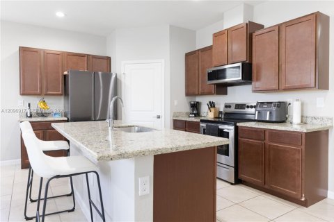 Casa en venta en Homestead, Florida, 4 dormitorios, 167.13 m2 № 2390307 - foto 10