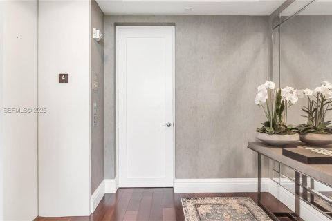 Copropriété à vendre à Bal Harbour, Floride: 2 chambres, 177.72 m2 № 1987526 - photo 26