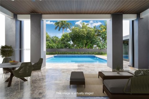 House in Palmetto Bay, Florida 5 bedrooms, 544.13 sq.m. № 1454249 - photo 9