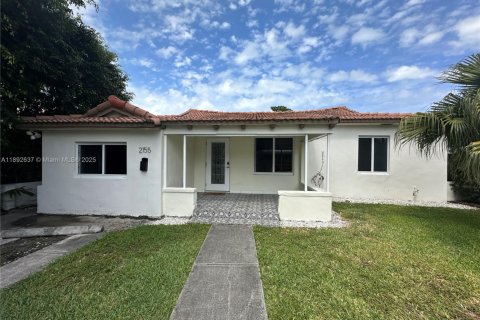 Villa ou maison à louer à Miami Beach, Floride: 3 chambres, 121.89 m2 № 1946392 - photo 3