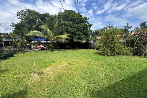 Villa ou maison à louer à Miami Beach, Floride: 3 chambres, 121.89 m2 № 1946392 - photo 19