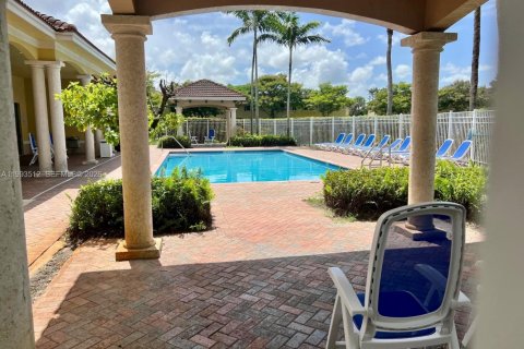 Adosado en venta en North Lauderdale, Florida, 3 dormitorios, 149.94 m2 № 2055805 - foto 16