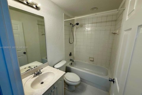 Adosado en venta en North Lauderdale, Florida, 3 dormitorios, 149.94 m2 № 2055805 - foto 8