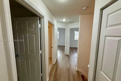 Adosado en venta en North Lauderdale, Florida, 3 dormitorios, 149.94 m2 № 2055805 - foto 11