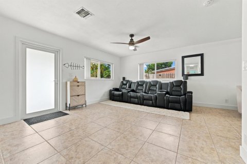Villa ou maison à louer à Margate, Floride: 4 chambres, 135.92 m2 № 2382691 - photo 14