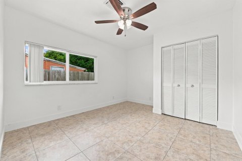 Villa ou maison à louer à Margate, Floride: 4 chambres, 135.92 m2 № 2382691 - photo 21