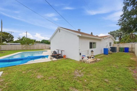 Villa ou maison à louer à Margate, Floride: 4 chambres, 135.92 m2 № 2382691 - photo 28