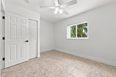 Villa ou maison à louer à Margate, Floride: 4 chambres, 135.92 m2 № 2382691 - photo 23