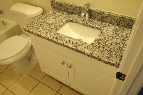 Condominio en alquiler en Punta Gorda, Florida, 2 dormitorios, 79.9 m2 № 1780644 - foto 12