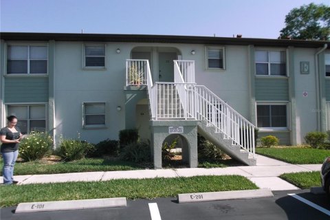 Condominio en alquiler en Punta Gorda, Florida, 2 dormitorios, 79.9 m2 № 1780644 - foto 1