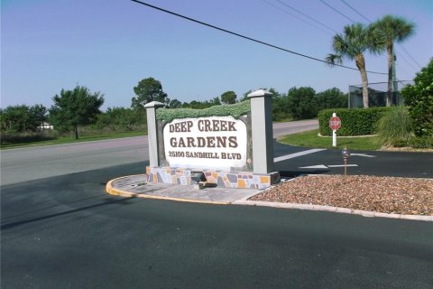 Condominio en alquiler en Punta Gorda, Florida, 2 dormitorios, 79.9 m2 № 1780644 - foto 2