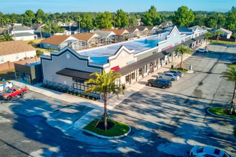 Immobilier commercial à Davenport, Floride 92.9 m2 № 2406847