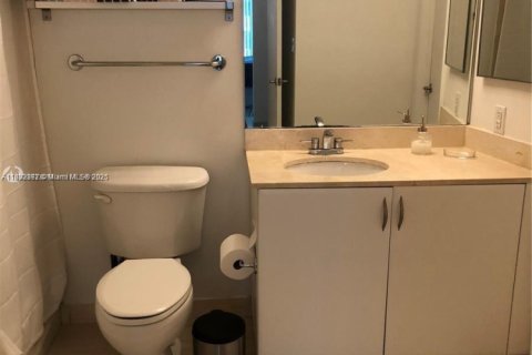 Copropriété à louer à Miami, Floride: 1 chambre, 76.64 m2 № 1809325 - photo 8