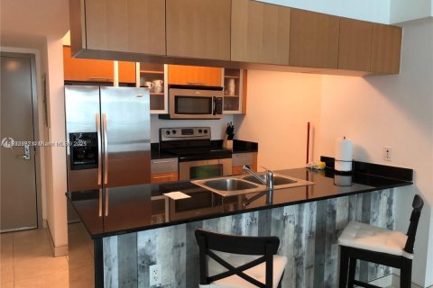 Copropriété à louer à Miami, Floride: 1 chambre, 76.64 m2 № 1809325 - photo 2