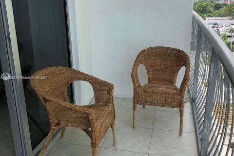 Copropriété à louer à Miami, Floride: 1 chambre, 76.64 m2 № 1809325 - photo 10