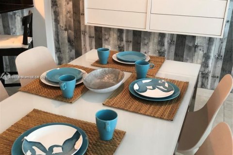 Copropriété à louer à Miami, Floride: 1 chambre, 76.64 m2 № 1809325 - photo 5