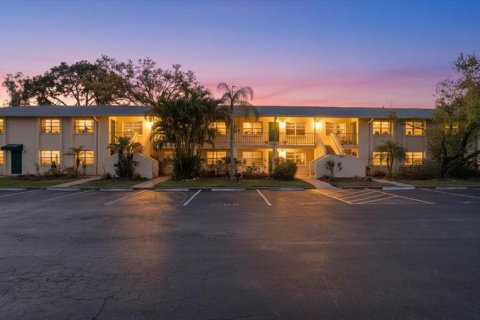 Condo à Sarasota, Floride, 2 chambres  № 2096383