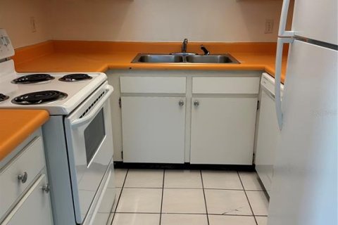 Copropriété à louer à Sarasota, Floride: 2 chambres, 77.76 m2 № 2096383 - photo 5