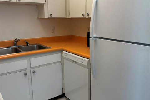 Copropriété à louer à Sarasota, Floride: 2 chambres, 77.76 m2 № 2096383 - photo 7