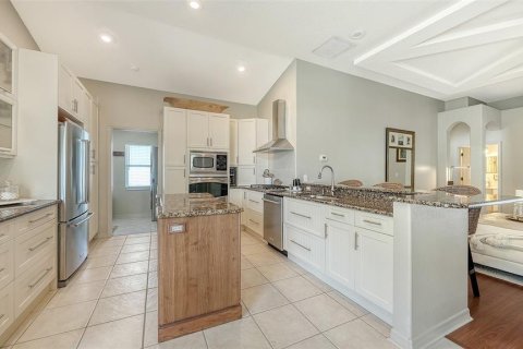 Villa ou maison à vendre à Sarasota, Floride: 3 chambres, 167.87 m2 № 2219649 - photo 3