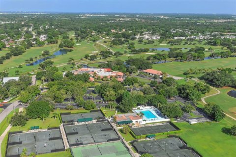 Villa ou maison à vendre à Sarasota, Floride: 3 chambres, 167.87 m2 № 2219649 - photo 29