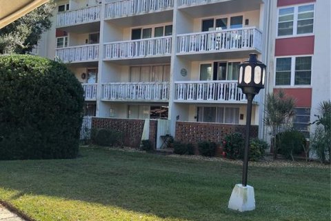 Condo in Clearwater, Florida, 1 bedroom  № 2144063 - photo 5