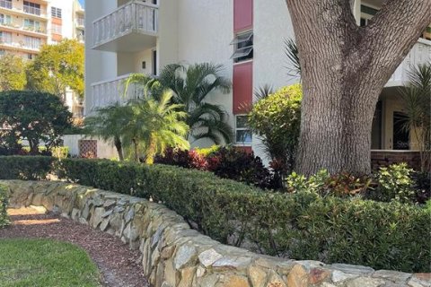 Condo in Clearwater, Florida, 1 bedroom  № 2144063 - photo 2