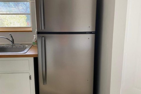 Купить кондоминиум в Норт-Майами, Флорида 1 спальня, 57.23м2, № 2048894 - фото 8