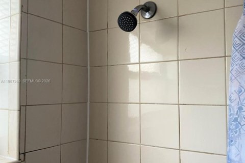 Купить кондоминиум в Норт-Майами, Флорида 1 спальня, 57.23м2, № 2048894 - фото 15