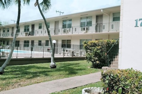 Купить кондоминиум в Норт-Майами, Флорида 1 спальня, 57.23м2, № 2048894 - фото 2