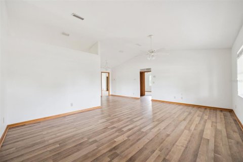 Casa en venta en Ocala, Florida, 3 dormitorios, 130.99 m2 № 2236239 - foto 5