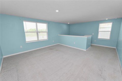 House in Zephyrhills, Florida 4 bedrooms, 220.27 sq.m. № 1626443 - photo 18
