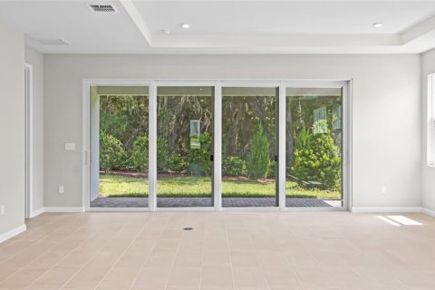 Villa ou maison à vendre à Lady Lake, Floride: 3 chambres, 212.65 m2 № 2425659 - photo 8