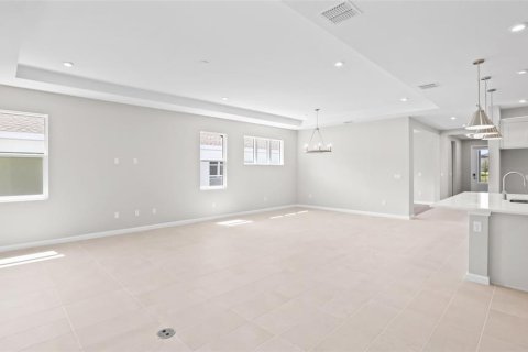 Villa ou maison à vendre à Lady Lake, Floride: 3 chambres, 212.65 m2 № 2425659 - photo 19
